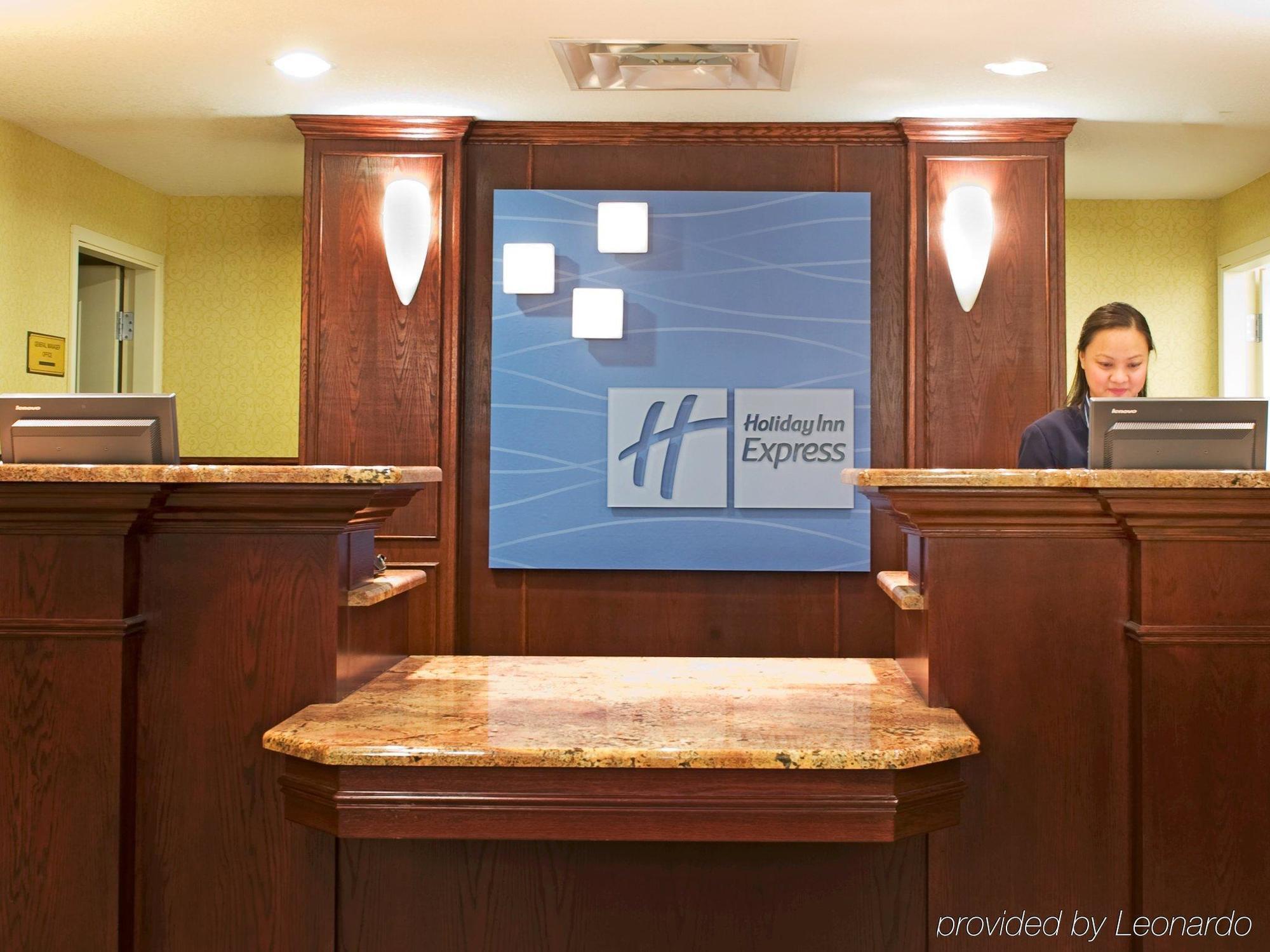 Holiday Inn Express Hotel & Suites Edson, An Ihg Hotel Interieur foto